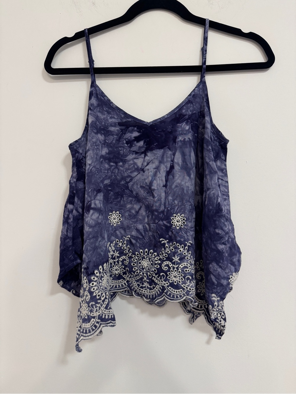 Rue21 Navy Tie-Dye Top  with White Lace Trim